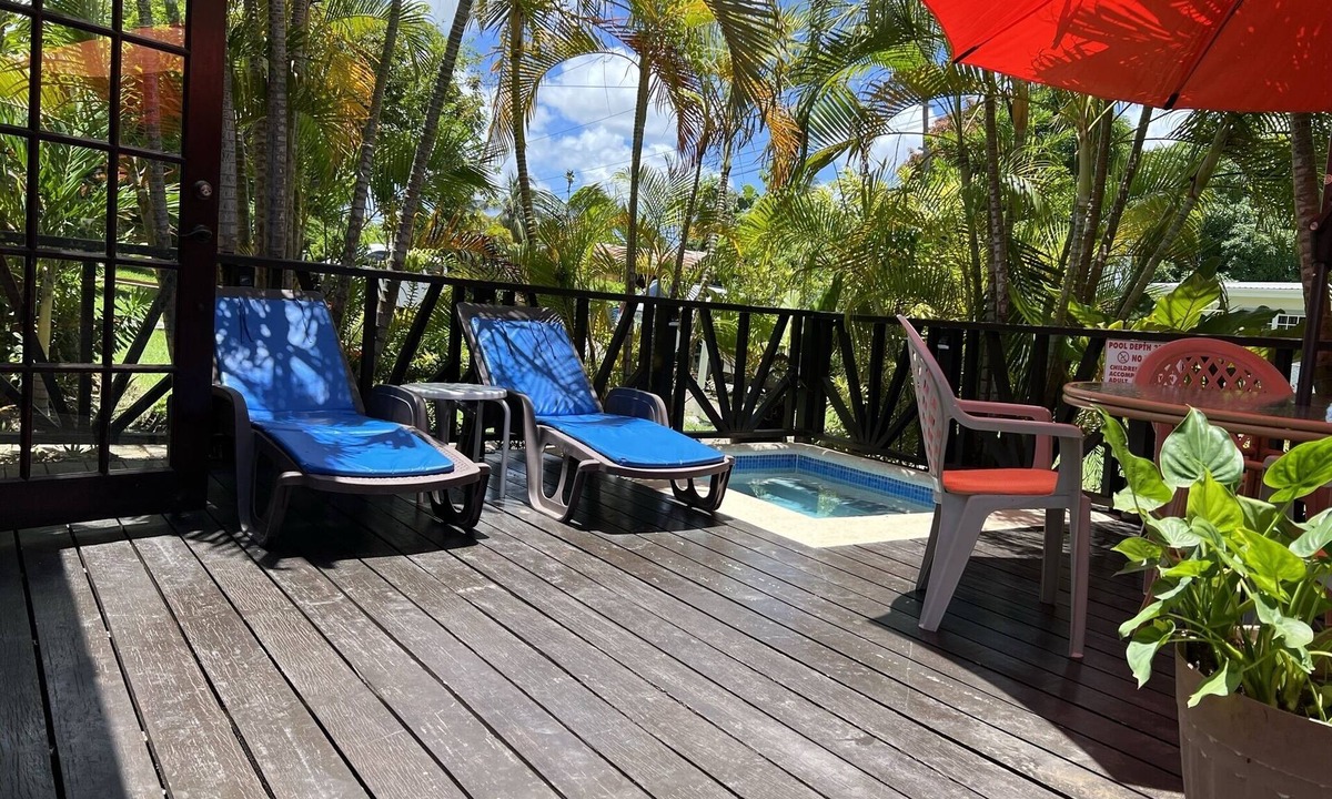 Sunset Crest House | 10 min walk to calm water beach! Private plunge pool on deck, Sunset Crest.