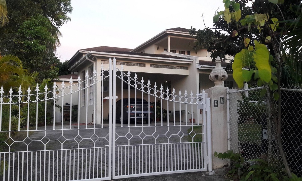 Halcyon Heights Apartment | Apartment in quiet upscale Holetown area near Limegrove Centre and Beach