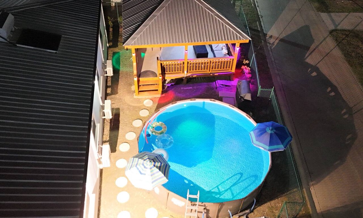 Inch Marlowe House | Atlantic Breeze Getaway with Pool