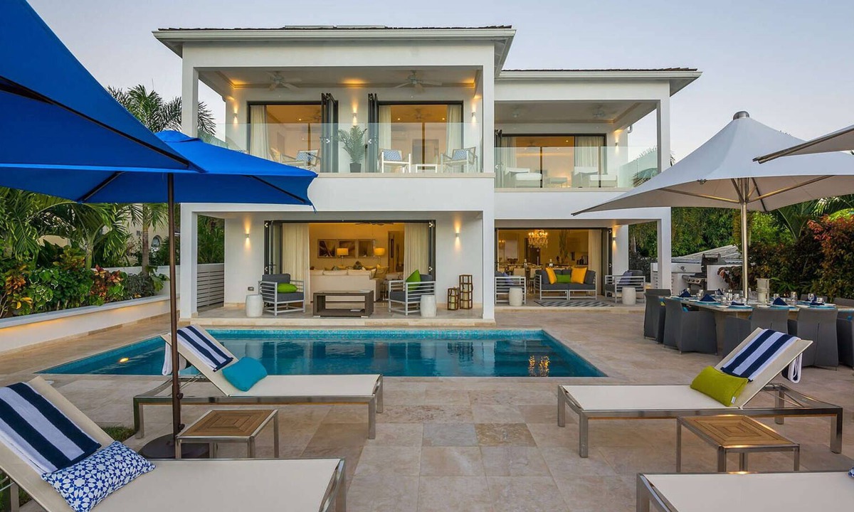 Fitts Village Villa | Beautiful Nirvana Luxury villa