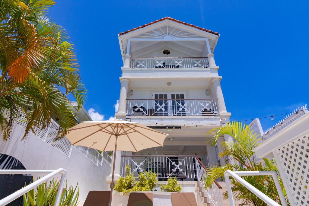 Prospect Villa | Bianca Bay 3 Bedroom West Coast Beach Front Villa