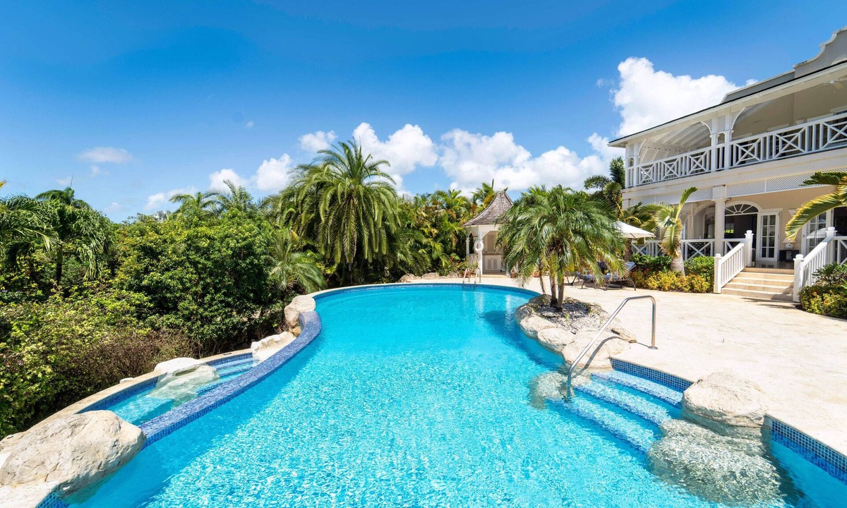 Mount Standfast Villa | Blue Waters 3BR