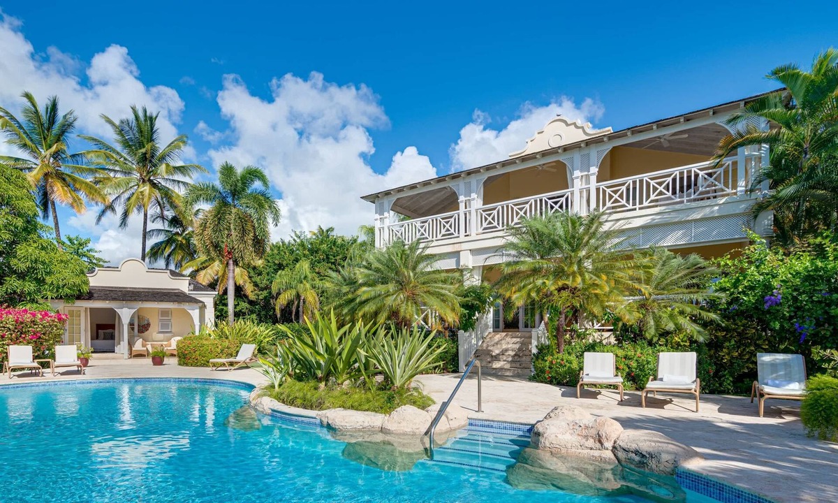 Mount Standfast Villa | Calliaqua 5BR
