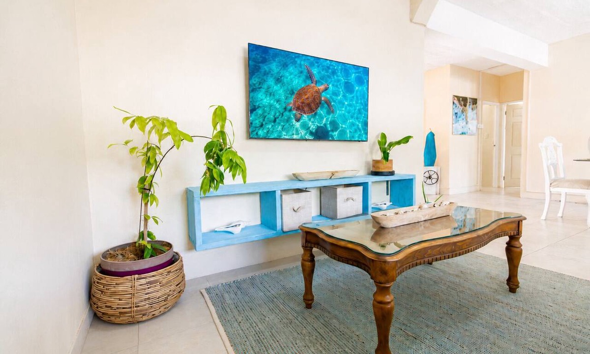 Diamond Valley House | Charming 2-bedroom Apartment with AC at gorgeous Crane Beach