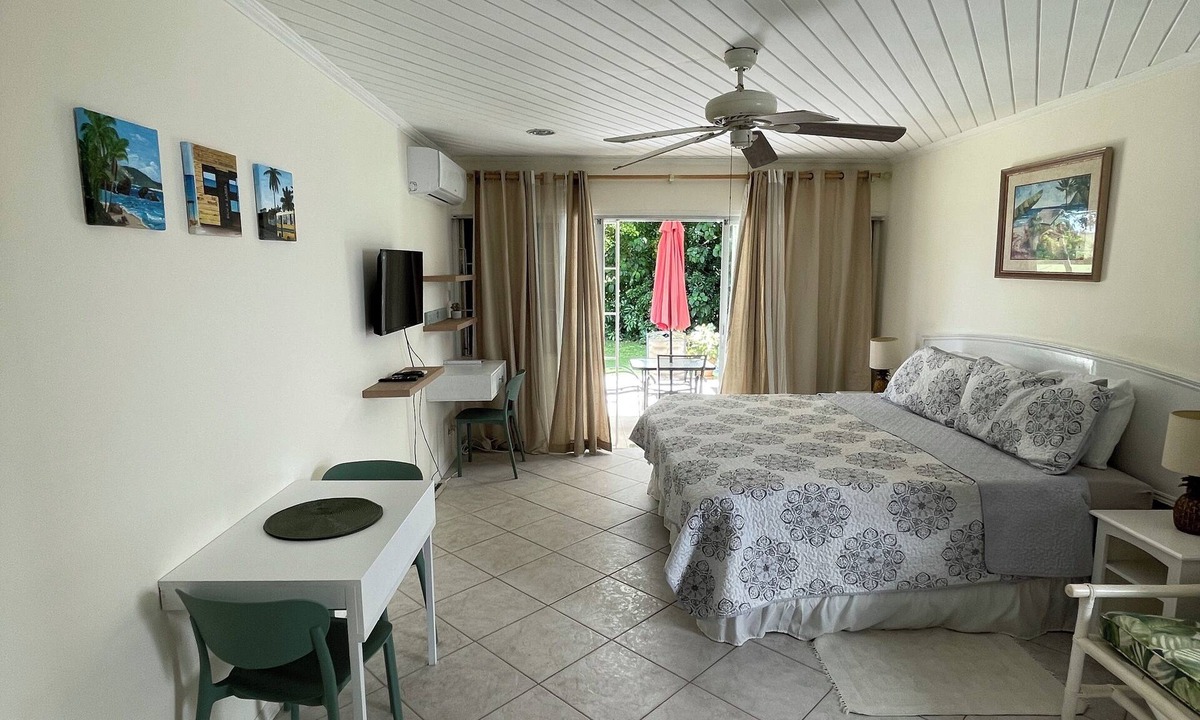 Worthing Apartment | Charming Ground-Floor Studio in South Coast Barbados