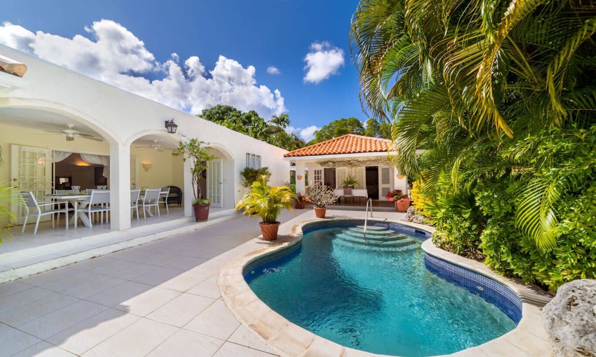 Clinketts Villa | Chateau de Mar in Speightstown by Personal Villas - An Ideal Charming Home