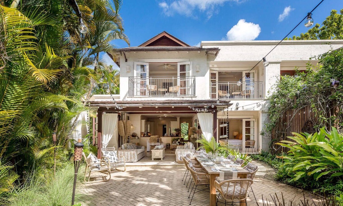 Claridges Villa | Gibbs Bay