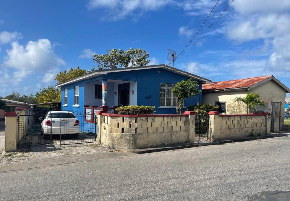 Ealing Grove House | Coville - 3 BDR home in Oistins near Miami Beach