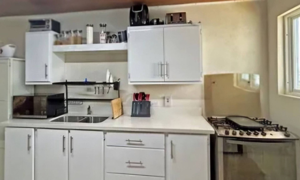 Durants Apartment | Cozy Private Room with Local Charm – St. James, Barbados