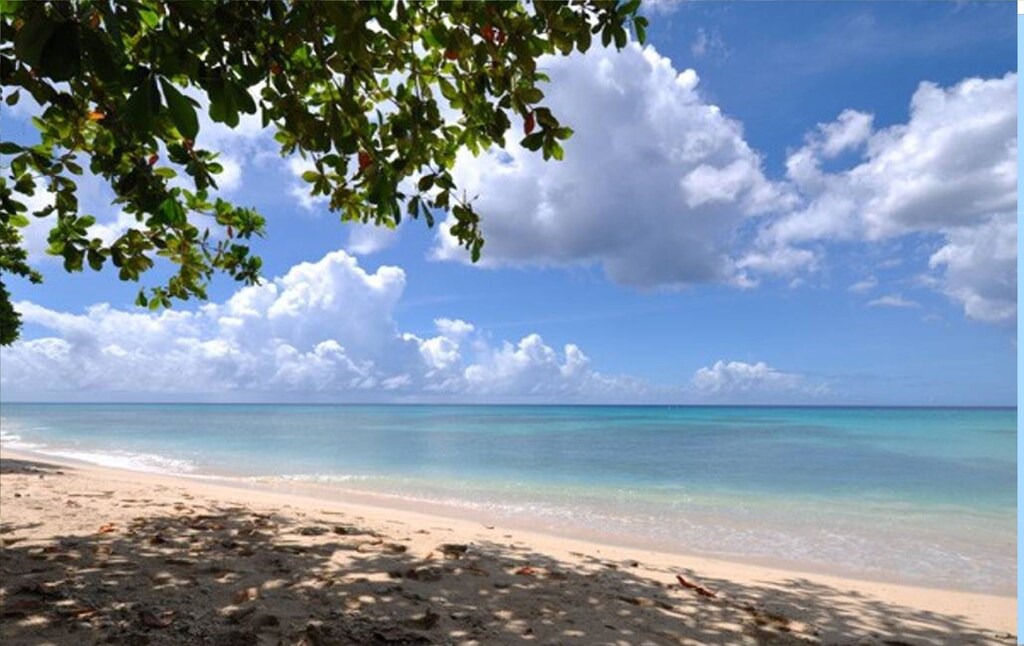 Fitts Village House | Elegant, comfortable Beach-Townhouse, 2 Bedroom, Pool