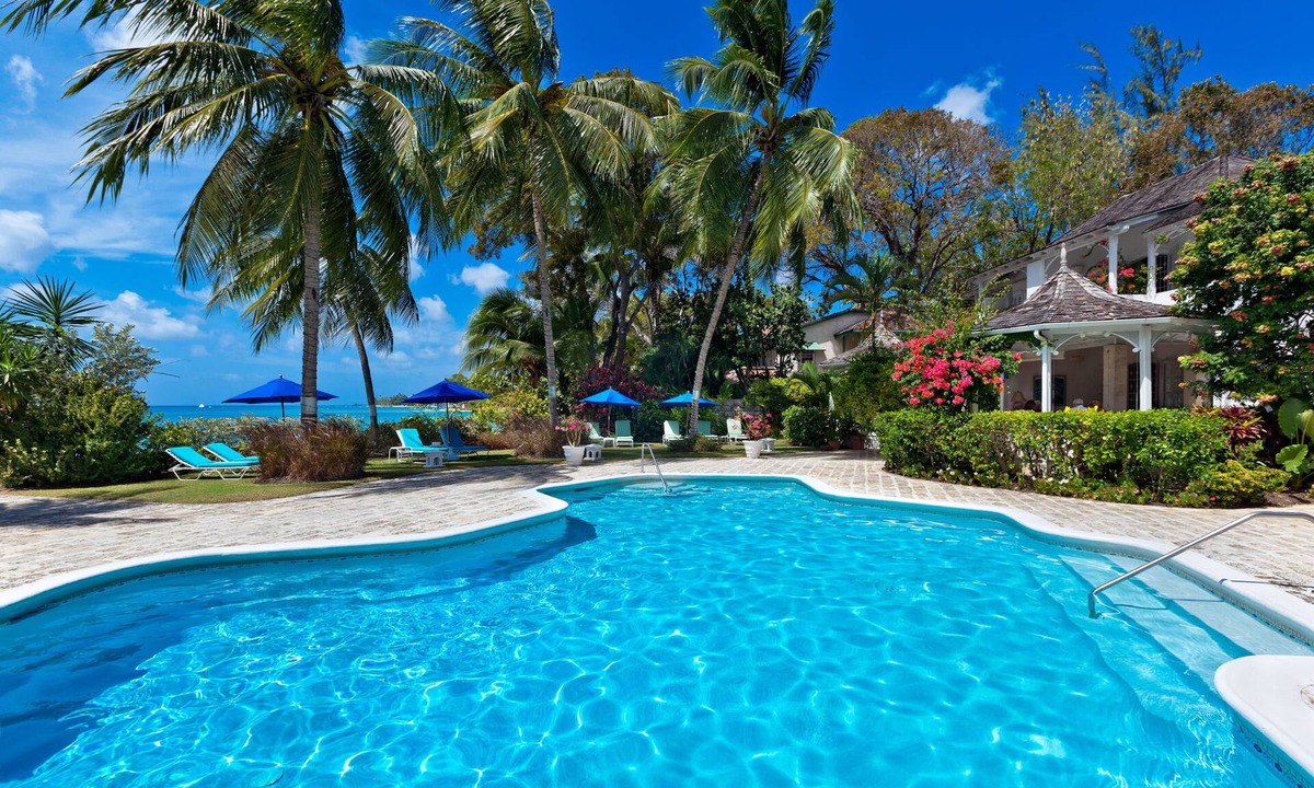 Gibbs Bay Villa | Emerald Beach 2