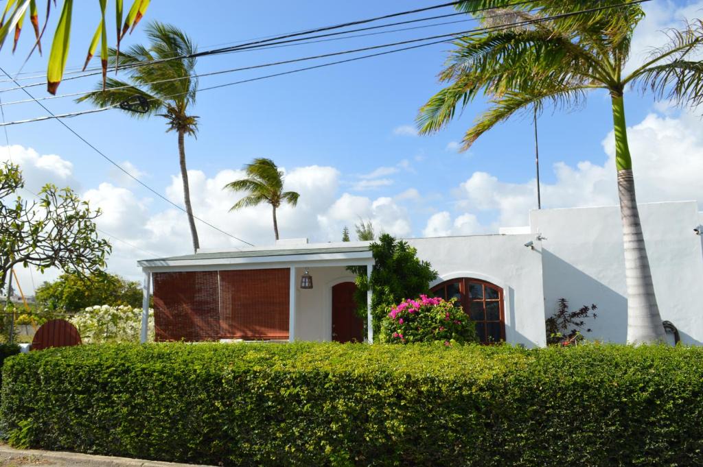 Silver Sands Apartment | Frangipani Apartment