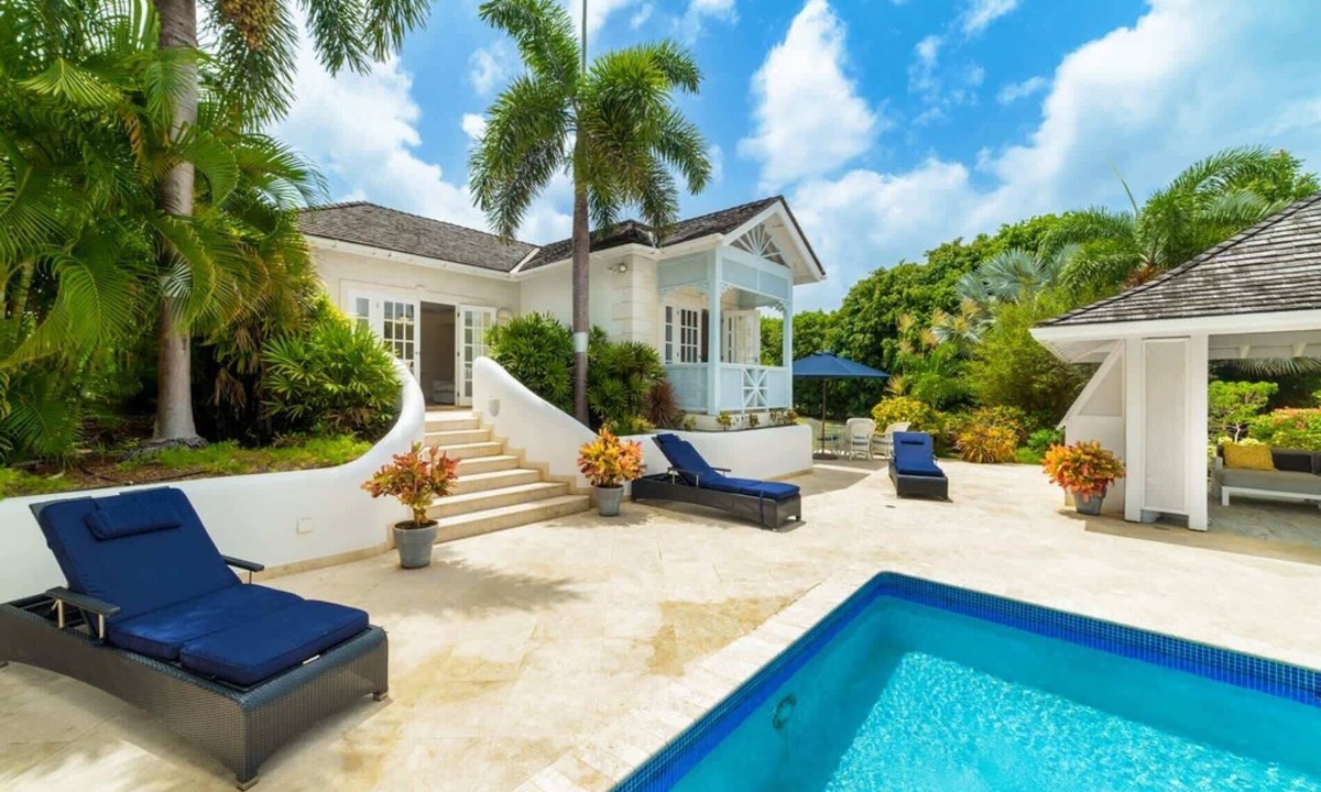Mount Standfast Villa | Halfway Tree in Sugar Hill by Personal Villas - Superb Resort Amenities