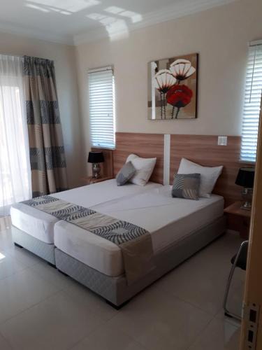 Inch Marlowe Apartment | High-End finished apartment Higher Heights, Barbados