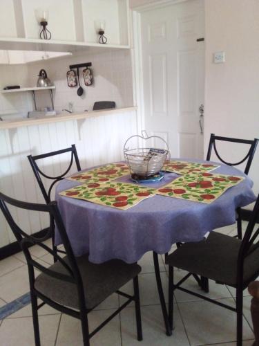 Oistins Apartment | Holiday Suite