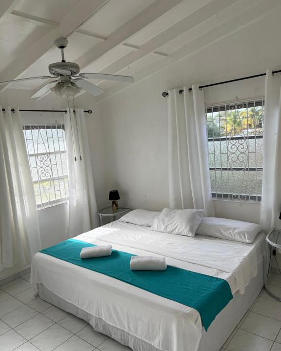 Dover House | Home2Home Guesthouse