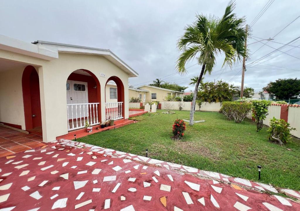 Chancery Lane House | Hy-De-Way 3BR Near Miami Beach Oistins