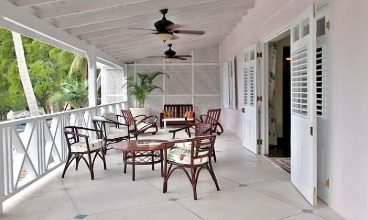 Bridgetown House | Idyllic Colonial Island Experience