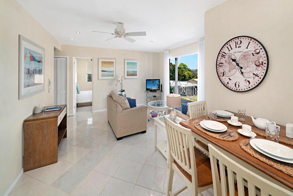 Weston Apartment | Lantana 42