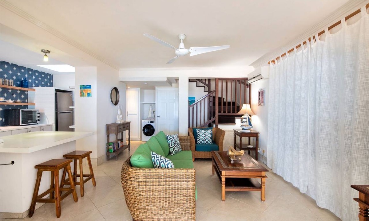 Hastings Apartment | Lower Camelot 1 Bedroom on the Beach
