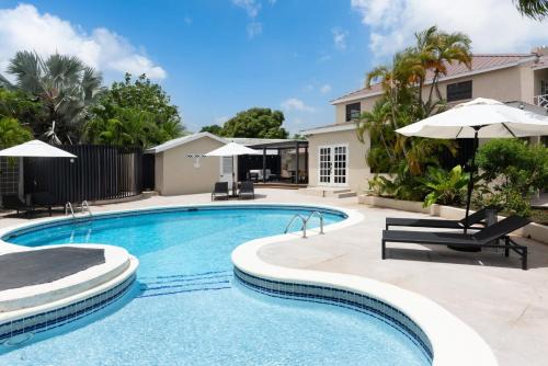 Dover Villa | Luxe Retreat With Private Pool - The June