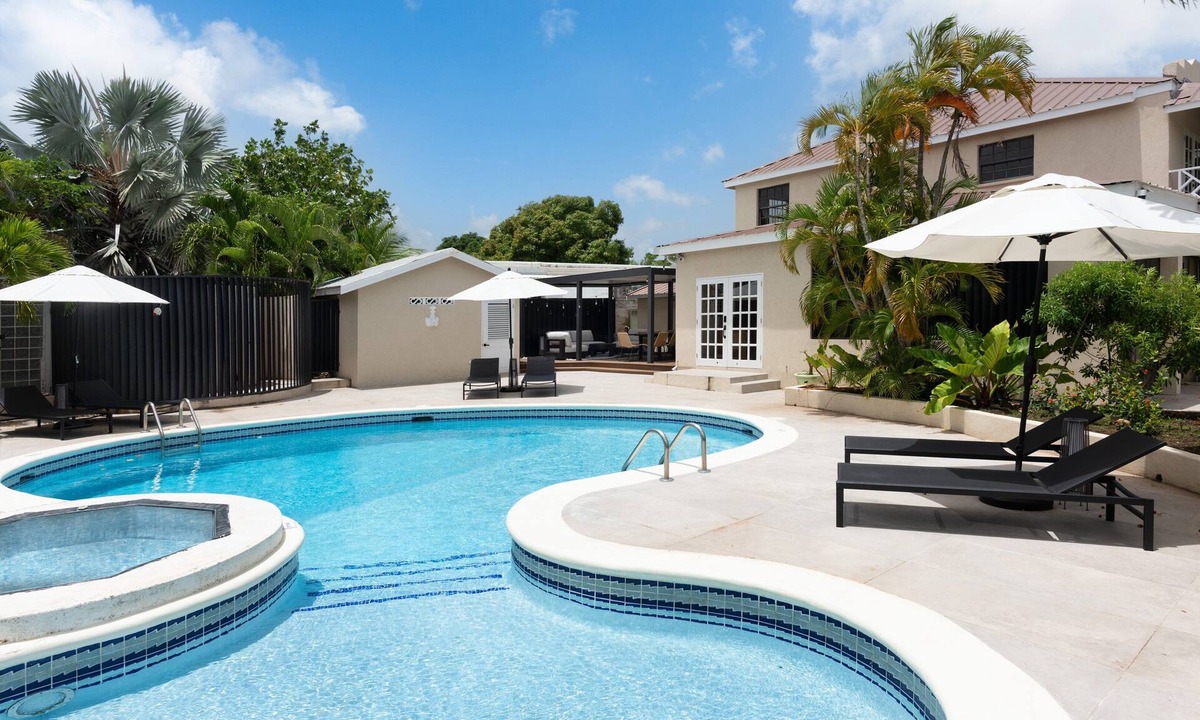 Dover Villa | Luxe Retreat With Private Pool Near Beach - The June