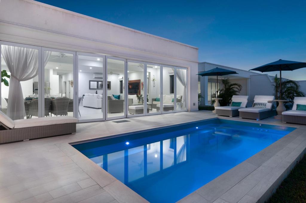 Mount Standfast Villa | Luxury 3-bedroom villa with sea view on West Coast