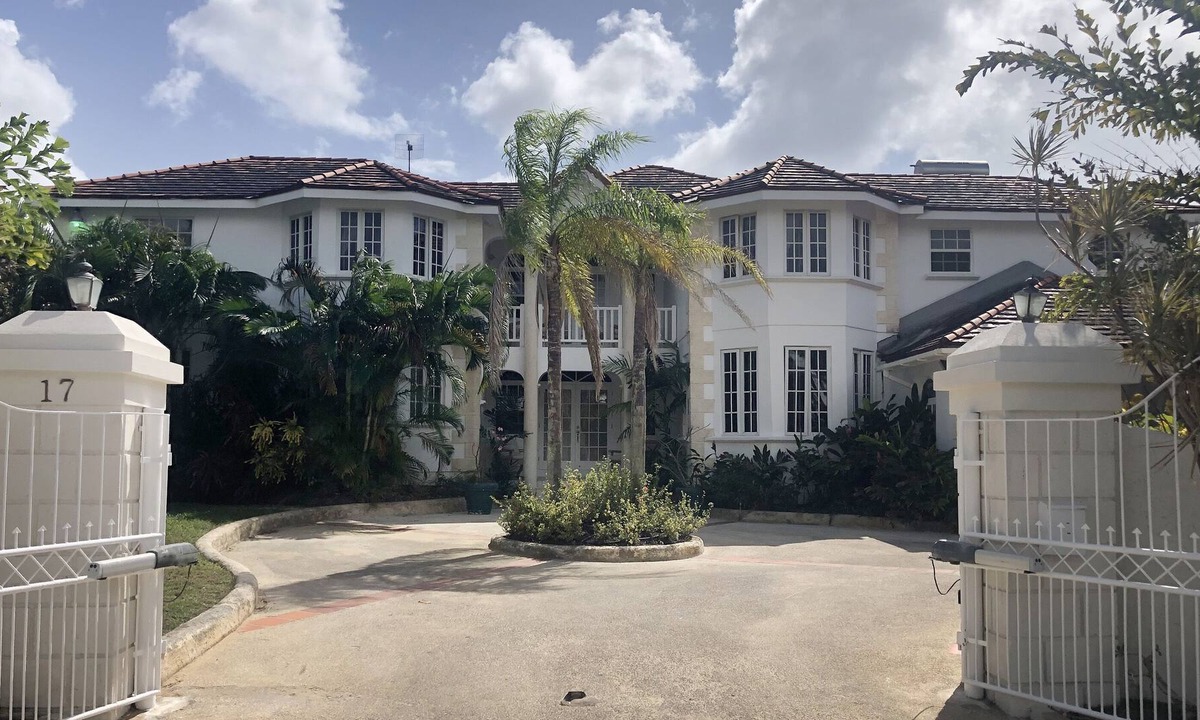 Paynes Bay Villa | Luxury 5 Bed Villa with Pool , West Coast Barbados