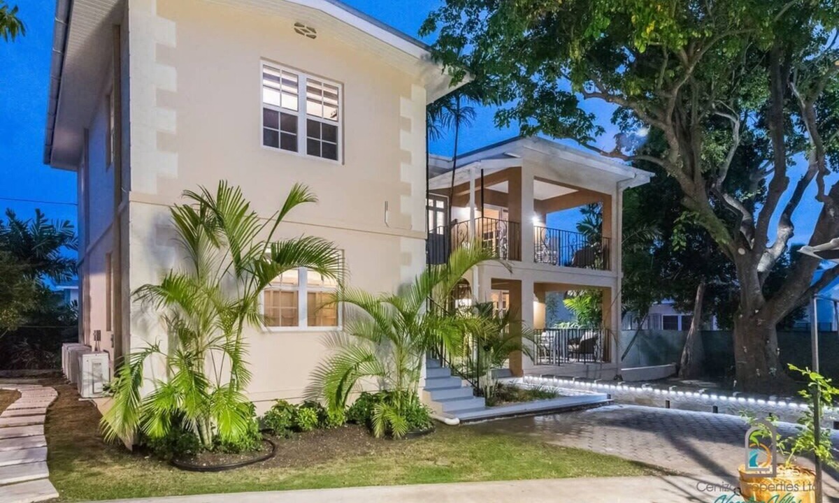 Dover Apartment | Near Dover Beach Apt with Private Patio & Parking