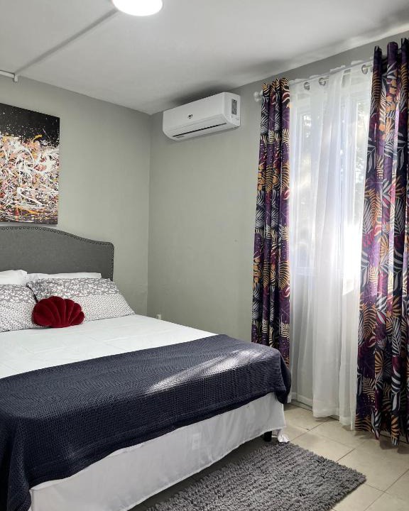 Brittons Hill Apartment | Norms Near US Embassy