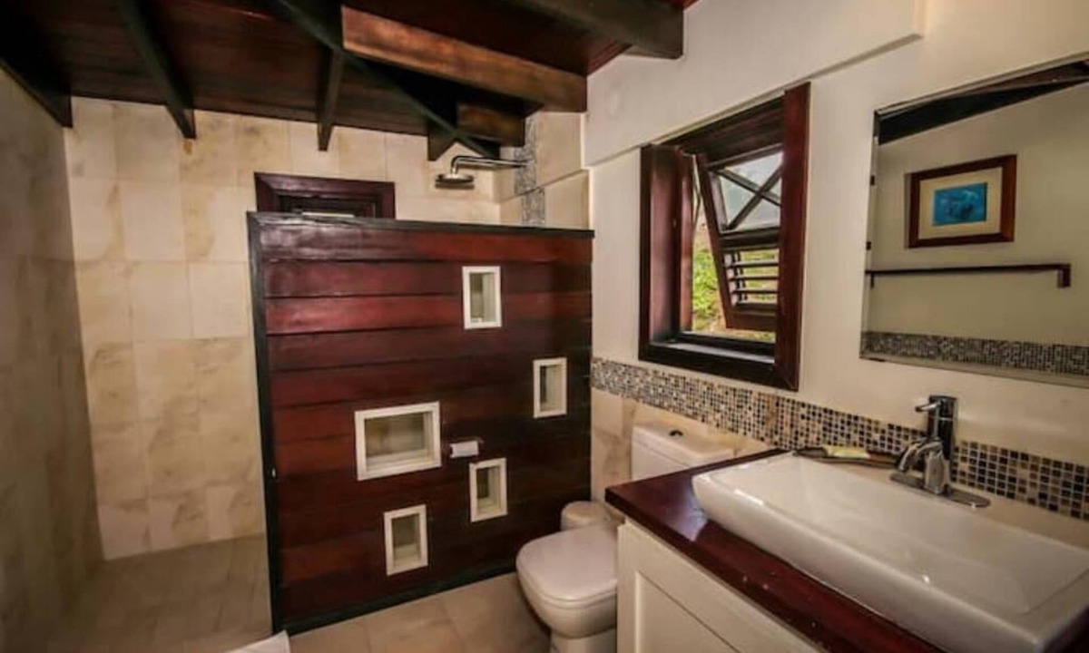Belleplaine Apartment | One Bedroom Suite @ Santosha Holiday Apartments B