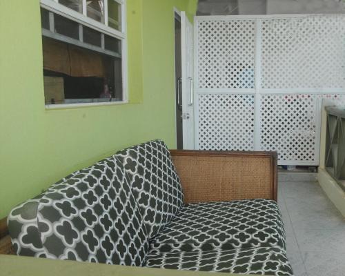 Rose Hill Apartment | Palm Tree Ville