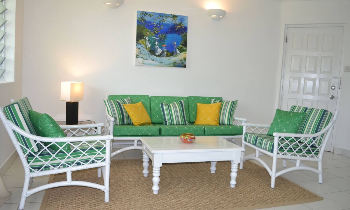 Sunset Crest Apartment | Peaceful Oasis In The Heart Of Paradise