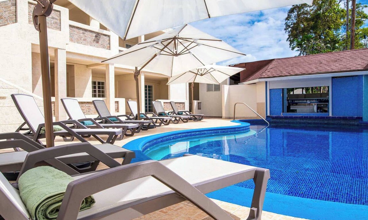 St. Lawrence Gap Condo | Poolside Studio Near Dover & Turtle Beach w/Pool
