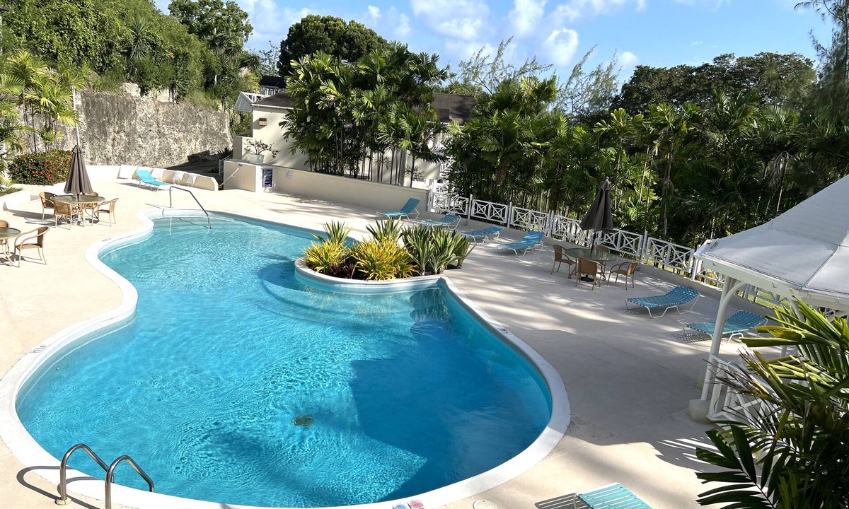 Rendezvous Apartment | Rockley Golf 810 is a 2 bedroom, 2 Bathroom 1st floor Apartment with pool