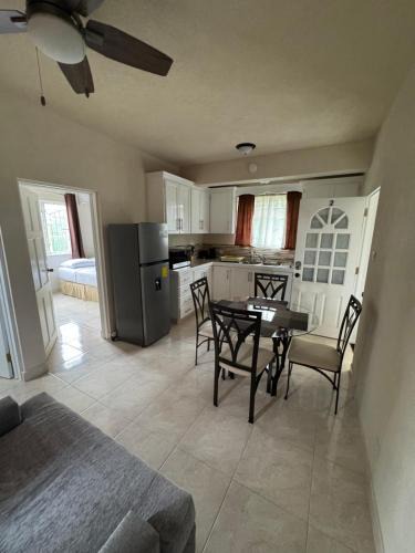 Bridgetown Apartment | Sakari Apartments