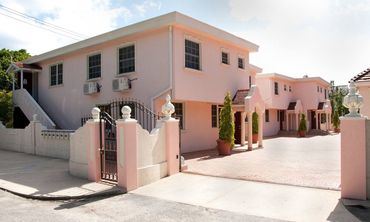 Holder's Hill Condo | Sandy Bliss Condominiums