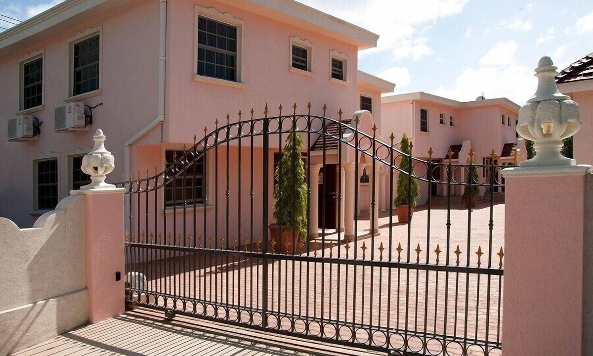 Holder's Hill Condo | Sandy Bliss Condominiums