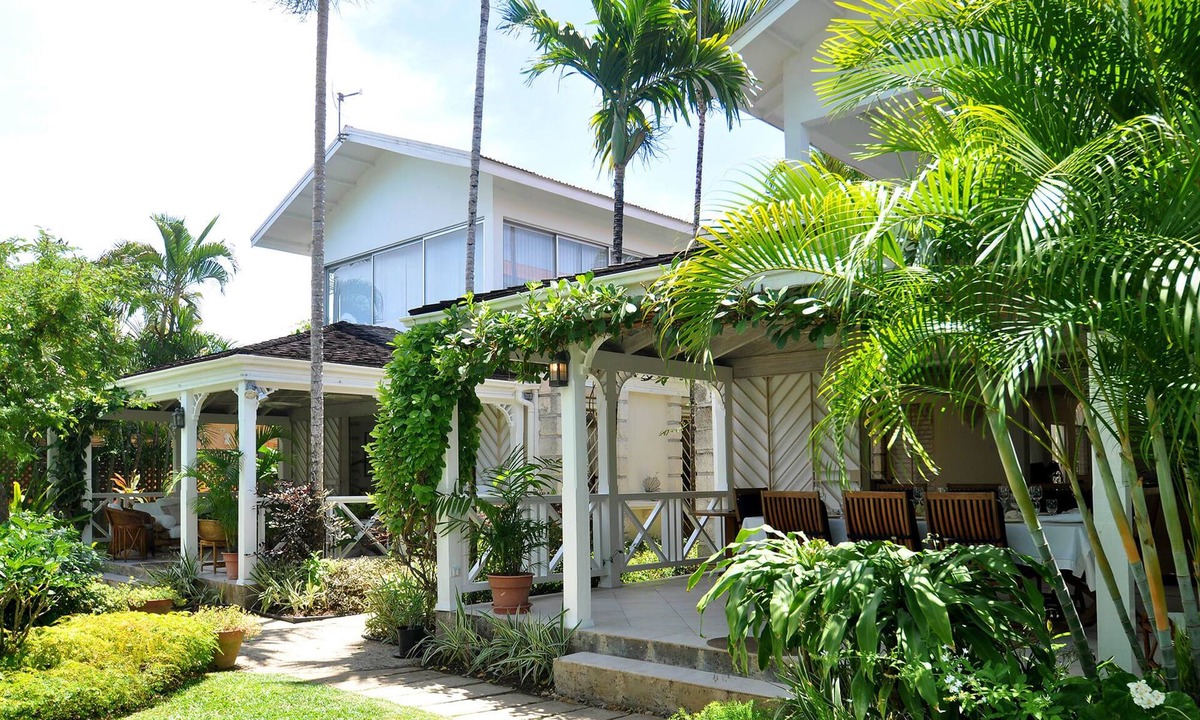 Derricks Condo | Secret Cove 1