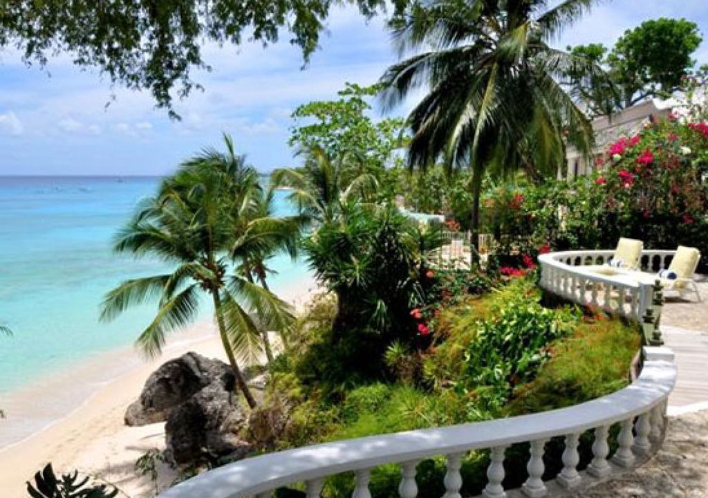 Derricks Villa | Secret Cove 1 - Beach Front - Located in Beautiful Saint James with Private Chef Services