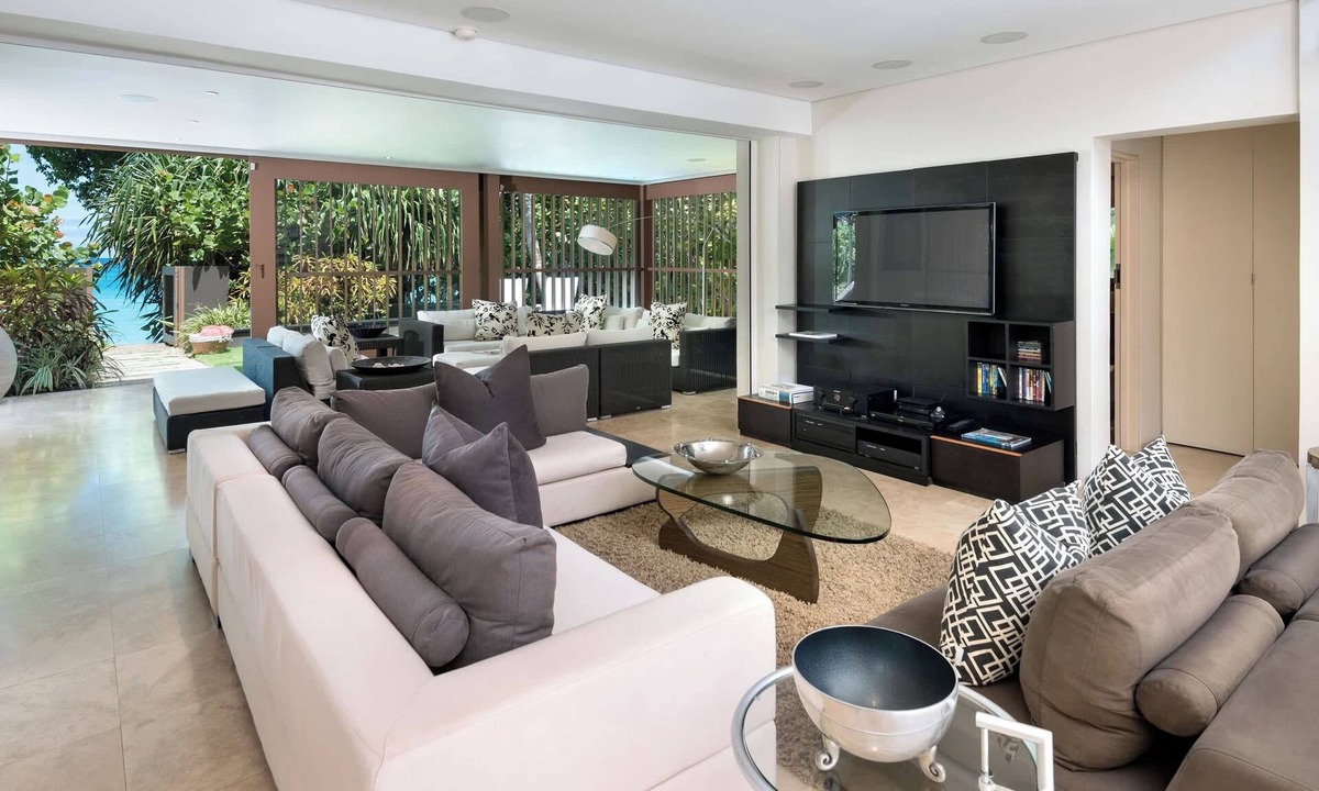 Gibbs Bay Villa | Shoestring