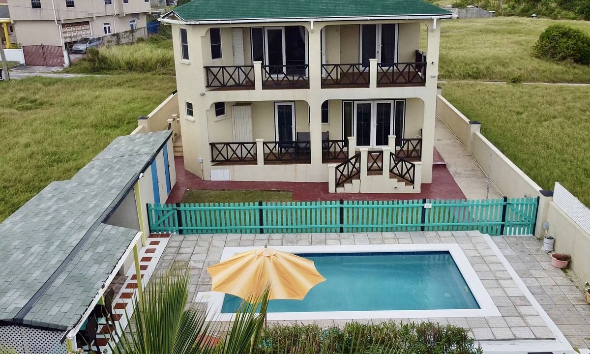 Bayfield Villa | Spacious Lailamar Villa with Pool & Bar, Ocean View - Ground Floor