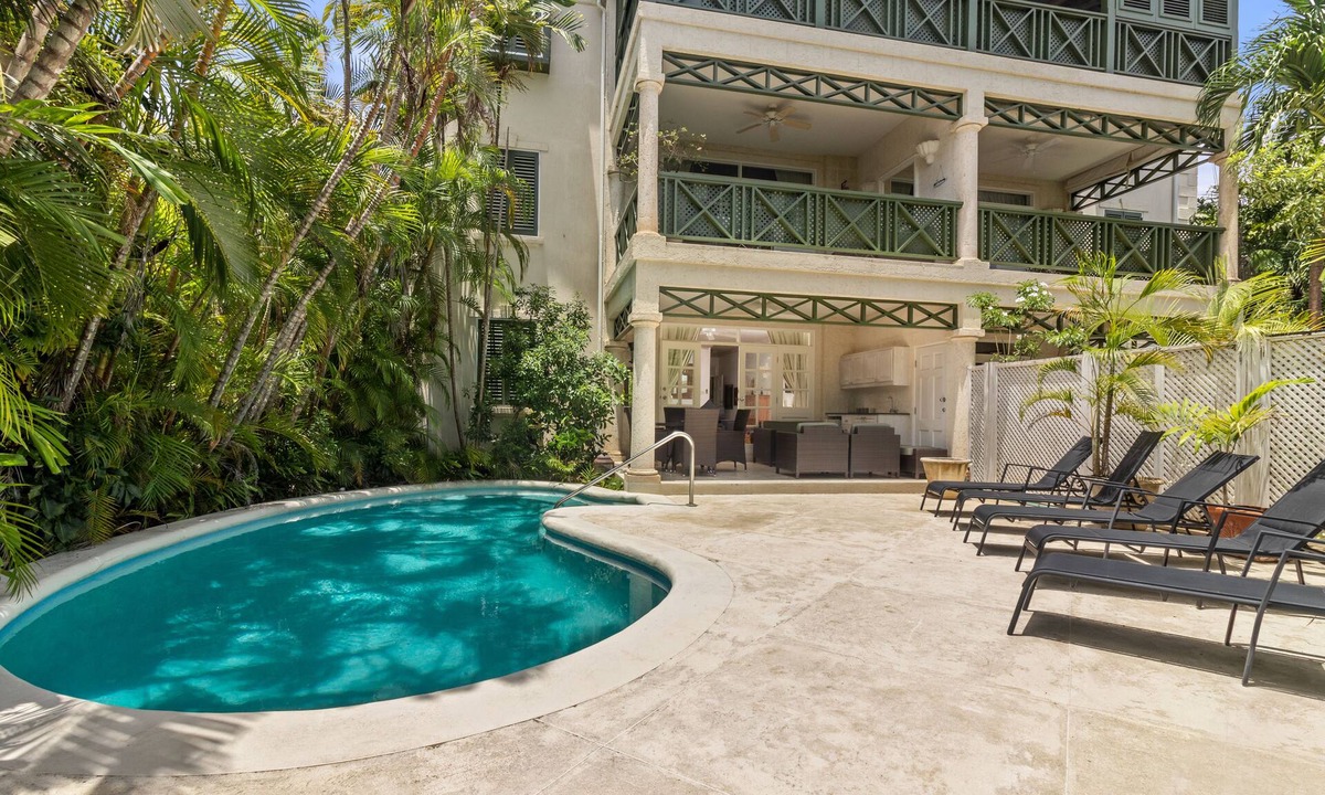 Mullins Villa | Superb 2 bedroom villa with own pool in Mullins