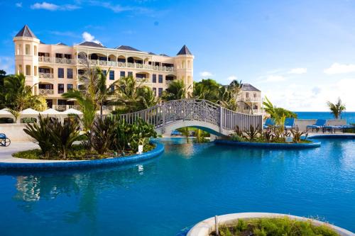 The Crane Resort | Diamond Valley