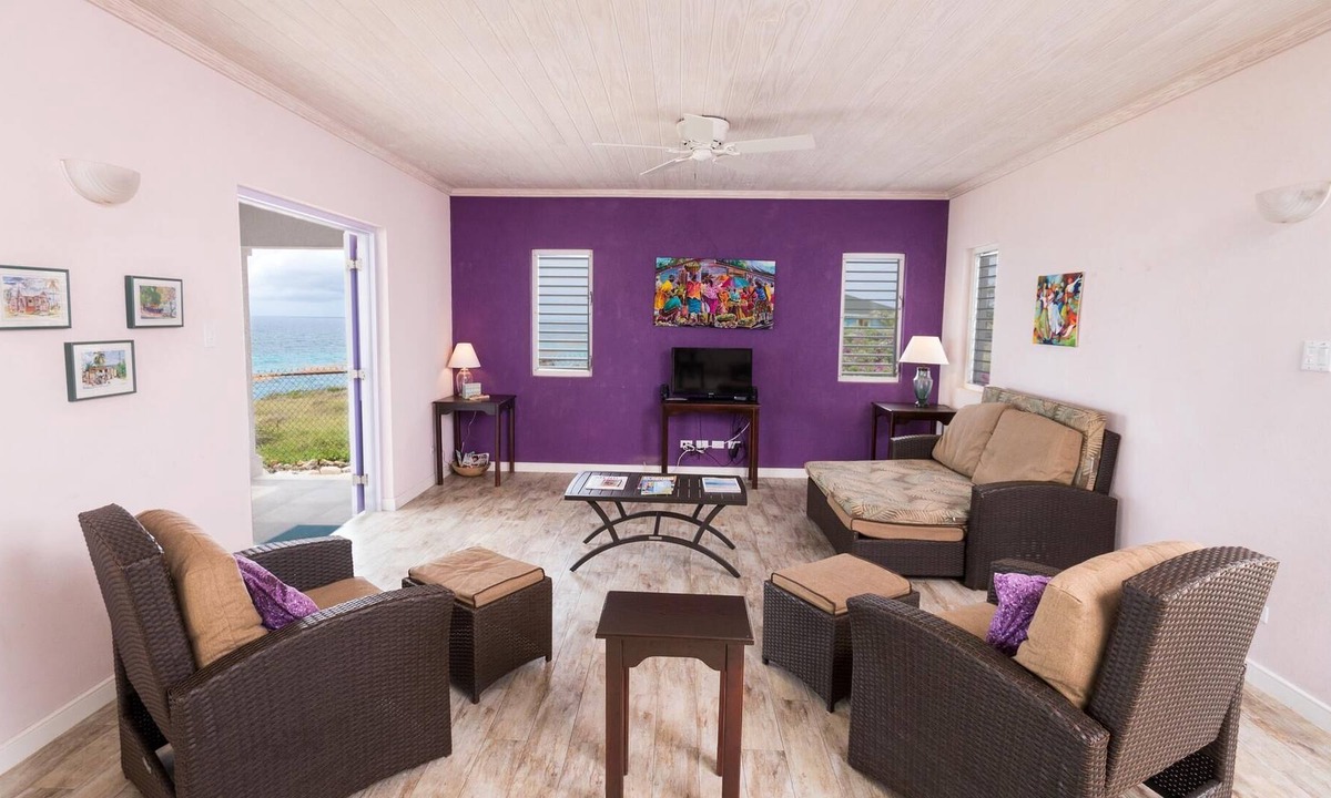 Vuemont House | The Lilac Villa at Green Point