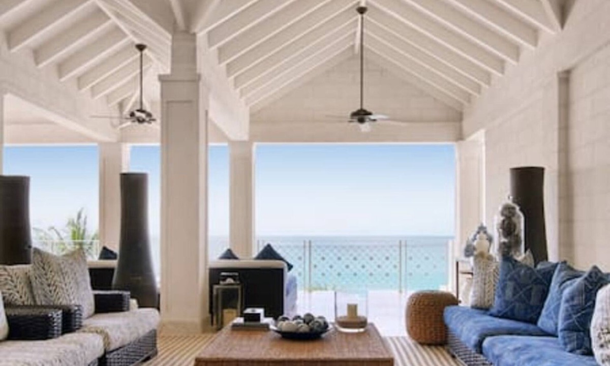 Old Trees Bay Condo | The Penthouse at Smugglers Cove by Young Estates