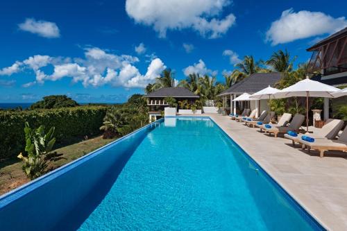 Merlin Bay Villa | Tom Tom 4 bed