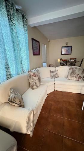West Coast Apartment | Valley View