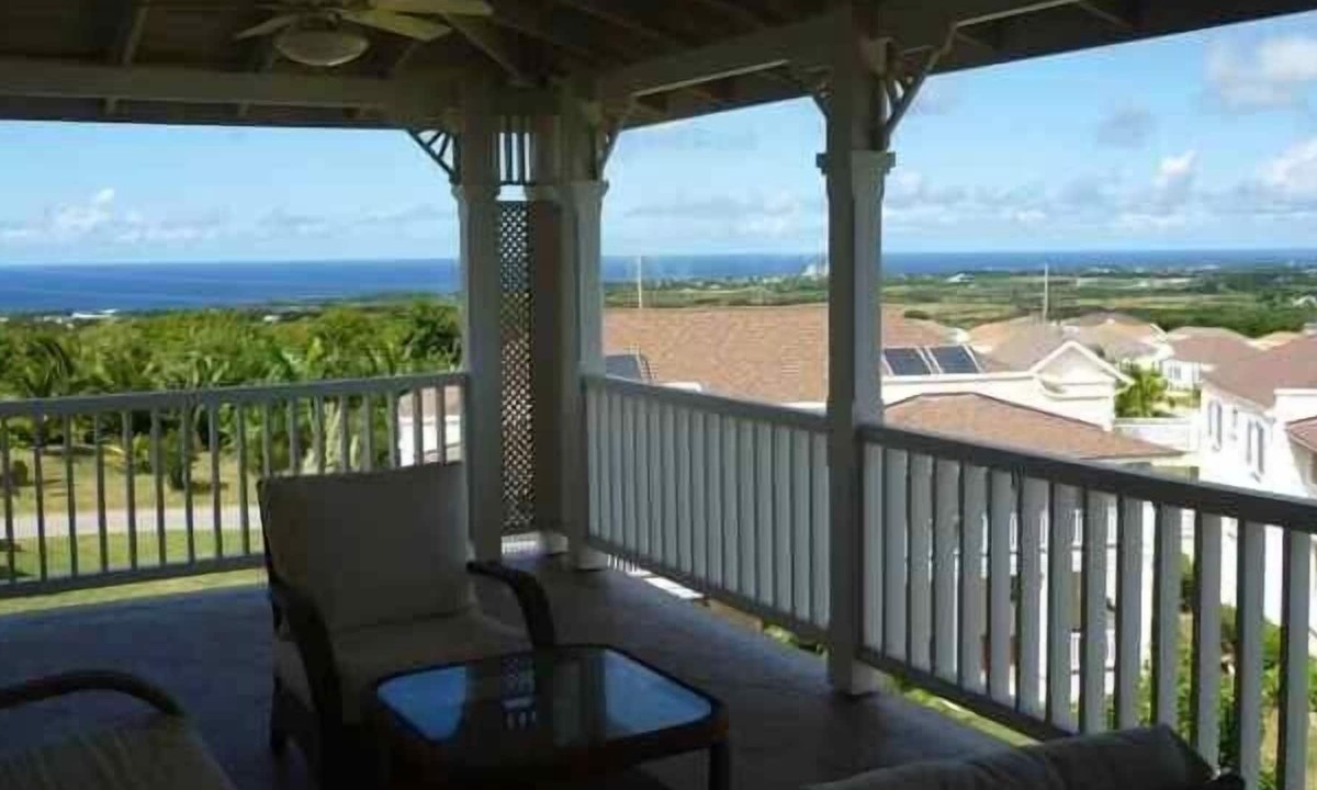 Vuemont Apartment | Vuemont 251 Apartment with panoramic West Coast views