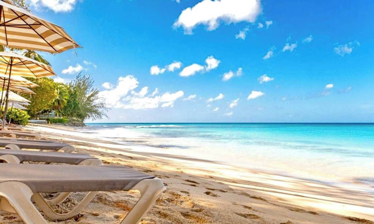Mullins Apartment | Zenbreak Tradewinds 2Bd